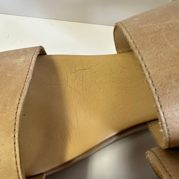 Nisolo Go-To Flatform Sandal in Almond Ankle Strap Size 9.5 Hook & Loop close - Picture 5 of 16